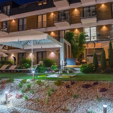 Hotel Унеюв Екстер'єр фото