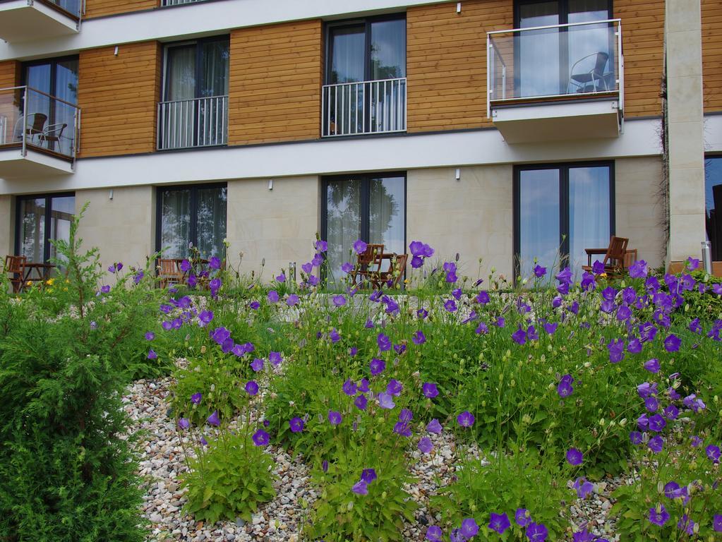 Hotel Унеюв Екстер'єр фото