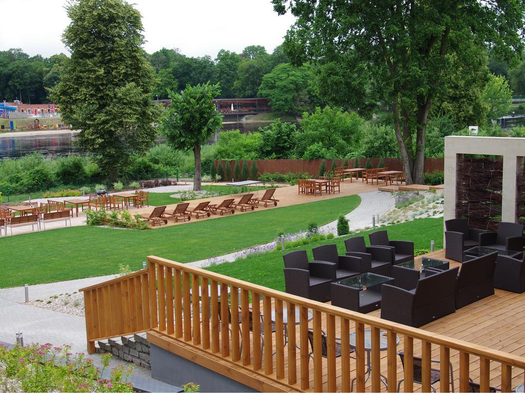 Hotel Унеюв Екстер'єр фото