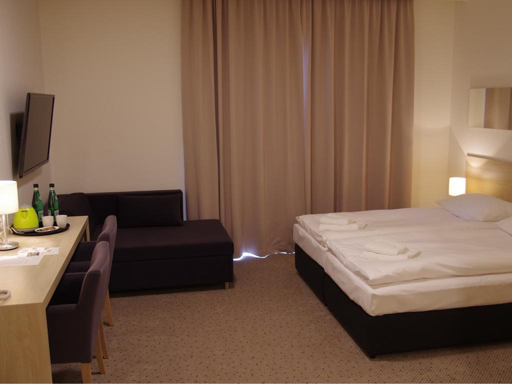 Hotel Унеюв Номер фото